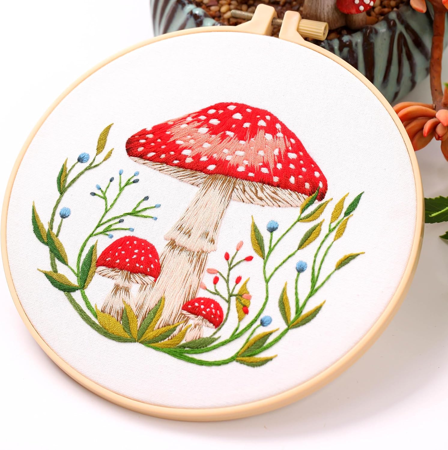 4 pcs of Embroidery Starter kit with Patterns and Instructions Freeasyfar