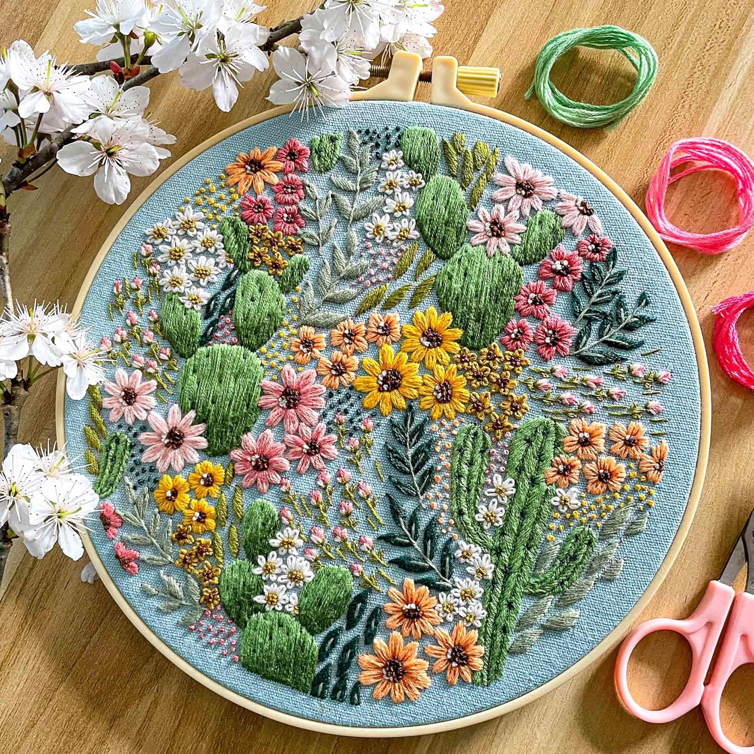 5 Pack Flower Embroidery Kit, Including 5 Sets of Patterned Embroidery Cloth, Rings, Needles,Embroidery Thread, Instructions and Other Tools Freeasyfar