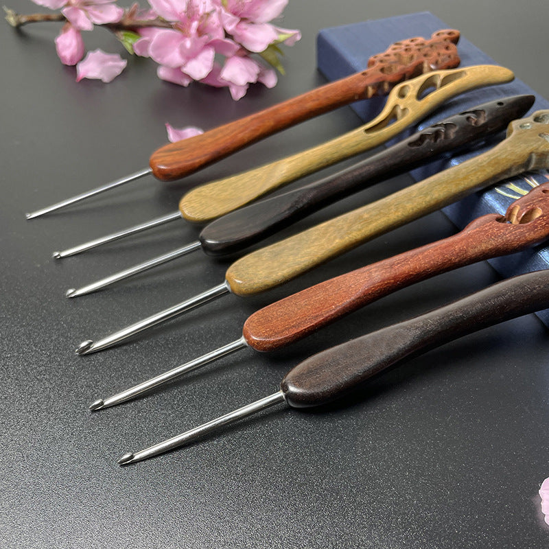 Luxury Wooden Crochet Hook - Hand Carved Rosewood handle, Artistic & Ergonomic Design