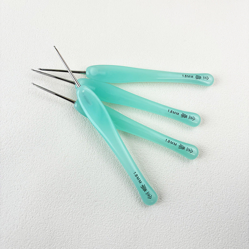 Comfort Grip Resin Crochet Hook - Smooth Gliding for Effortless Crocheting