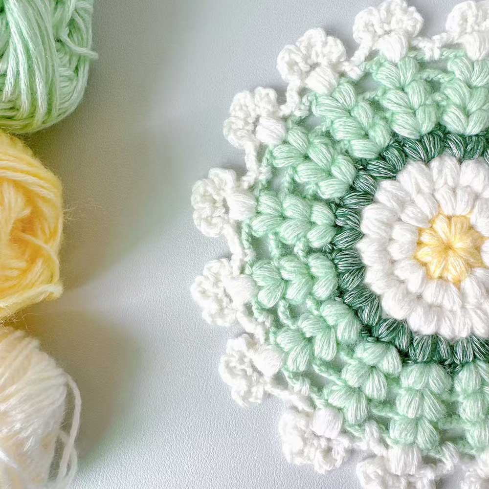 Crochet Kit – Puff Flower Coaster DIY Kit with Yarn, Hook & Pattern Freeasyfar
