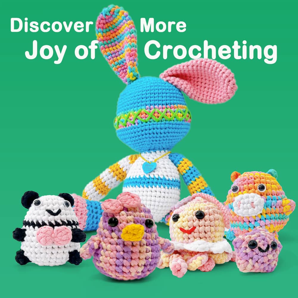 Beginner Crochet Kit - 4 Skeins Cotton Nylon Yarn with 4mm Hook & Essentials